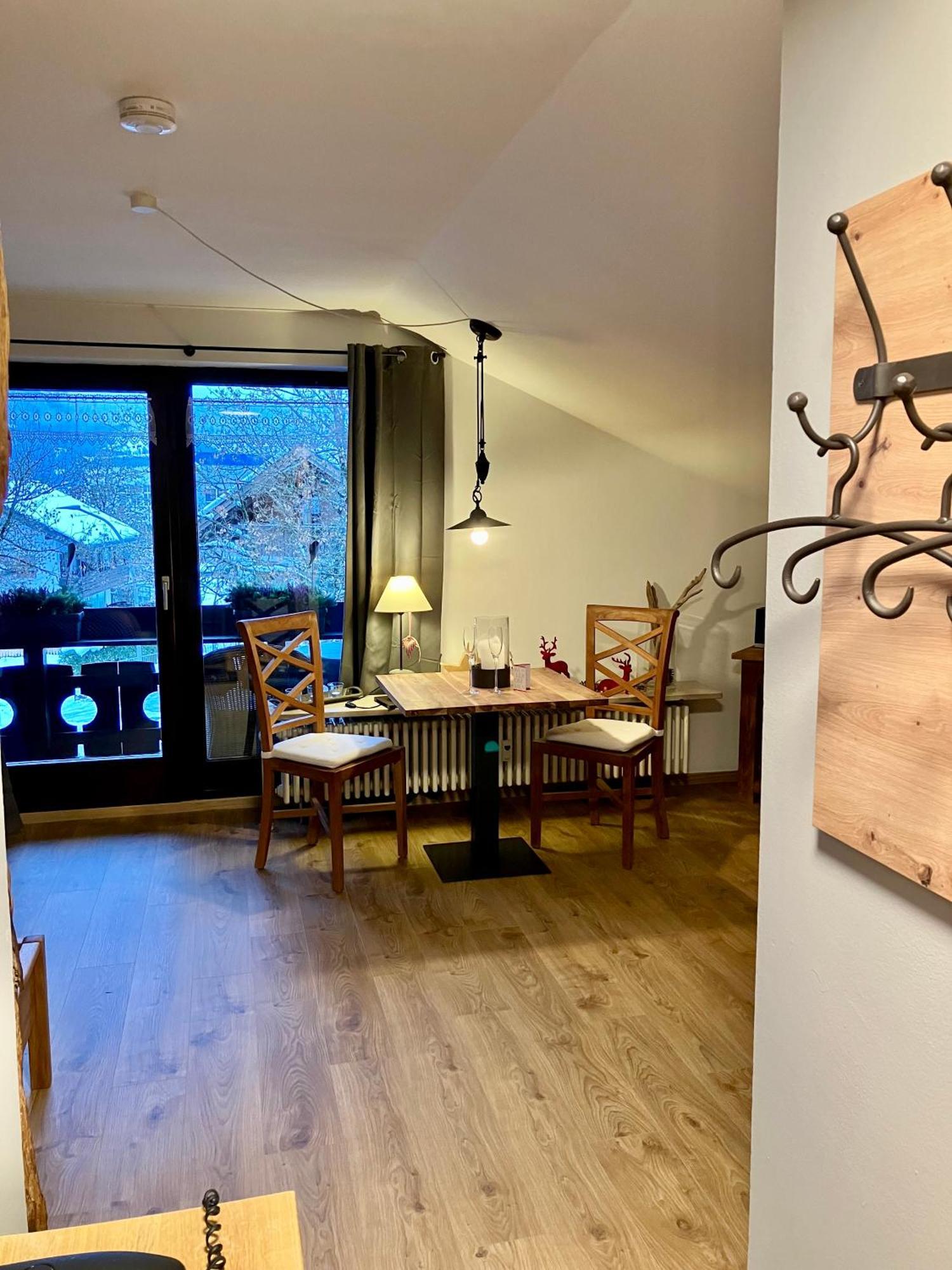 Ferienappartment Zuerker جارمش بارتنكيرشن المظهر الخارجي الصورة